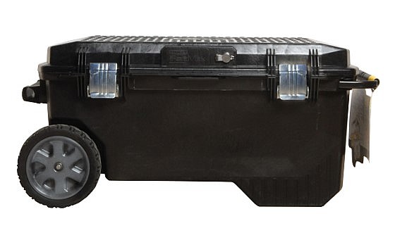 ���� ���� �������� 90 � �� ������ STANLEY FATMAX