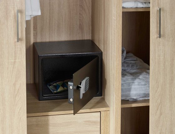 ���� ����� �������� 16.3 ���� YALE Standard Security